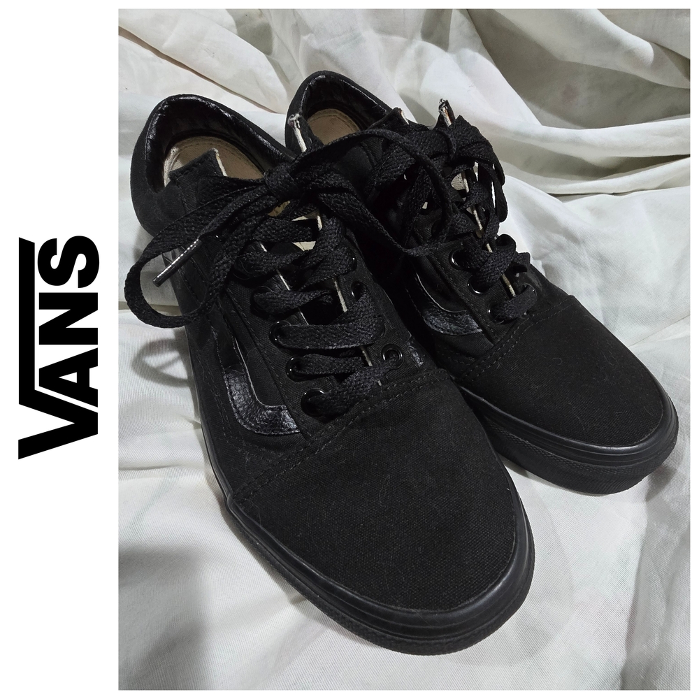Vans Old Skool Skate Shoes